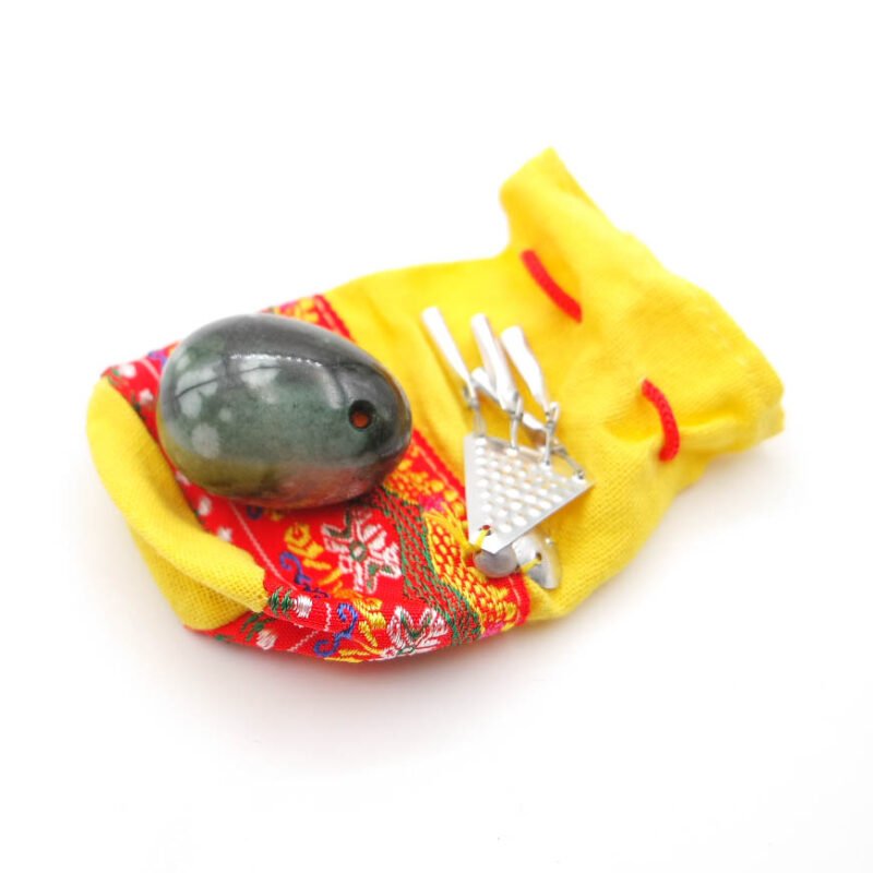 Nefrito kiaušinis, nefrito akmuo, nefritas, nefrito kiaušinis kaina, vidutinis nefrito kiaušinis, mažas nefrito kiaušinis, nefrito kiaušinis gimdžiusi, nefritinis kiaušinis, yoni kiaušinis, joni kiaušinis, joni egg, yoni egg, nefritinis kiaušinis, kristalo kiausinis