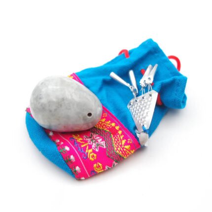 Nefrito kiaušinis, nefrito akmuo, nefritas, nefrito kiaušinis kaina, vidutinis nefrito kiaušinis, mažas nefrito kiaušinis, nefrito kiaušinis gimdžiusi, nefritinis kiaušinis, yoni kiaušinis, joni kiaušinis, joni egg, yoni egg, nefritinis kiaušinis, kristalo kiausinis