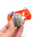 Nefrito kiaušinis, nefrito akmuo, nefritas, nefrito kiaušinis kaina, vidutinis nefrito kiaušinis, mažas nefrito kiaušinis, nefrito kiaušinis gimdžiusi, nefritinis kiaušinis, yoni kiaušinis, joni kiaušinis, joni egg, yoni egg, nefritinis kiaušinis, kristalo kiausinis