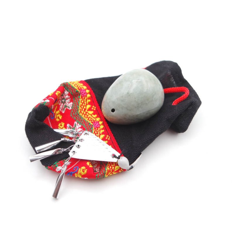 Nefrito kiaušinis, nefrito akmuo, nefritas, nefrito kiaušinis kaina, vidutinis nefrito kiaušinis, mažas nefrito kiaušinis, nefrito kiaušinis gimdžiusi, nefritinis kiaušinis, yoni kiaušinis, joni kiaušinis, joni egg, yoni egg, nefritinis kiaušinis, kristalo kiausinis