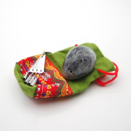 Nefrito kiaušinis, nefrito akmuo, nefritas, nefrito kiaušinis kaina, vidutinis nefrito kiaušinis, mažas nefrito kiaušinis, nefrito kiaušinis gimdžiusi, nefritinis kiaušinis, yoni kiaušinis, joni kiaušinis, joni egg, yoni egg, nefritinis kiaušinis, kristalo kiausinis