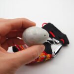 Nefrito kiaušinis, nefrito akmuo, nefritas, nefrito kiaušinis kaina, vidutinis nefrito kiaušinis, mažas nefrito kiaušinis, nefrito kiaušinis gimdžiusi, nefritinis kiaušinis, yoni kiaušinis, joni kiaušinis, joni egg, yoni egg, nefritinis kiaušinis, kristalo kiausinis