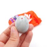 Nefrito kiaušinis, nefrito akmuo, nefritas, nefrito kiaušinis kaina, vidutinis nefrito kiaušinis, mažas nefrito kiaušinis, nefrito kiaušinis gimdžiusi, nefritinis kiaušinis, yoni kiaušinis, joni kiaušinis, joni egg, yoni egg, nefritinis kiaušinis, kristalo kiausinis